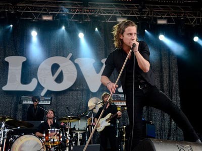 轰炸电话在线下单